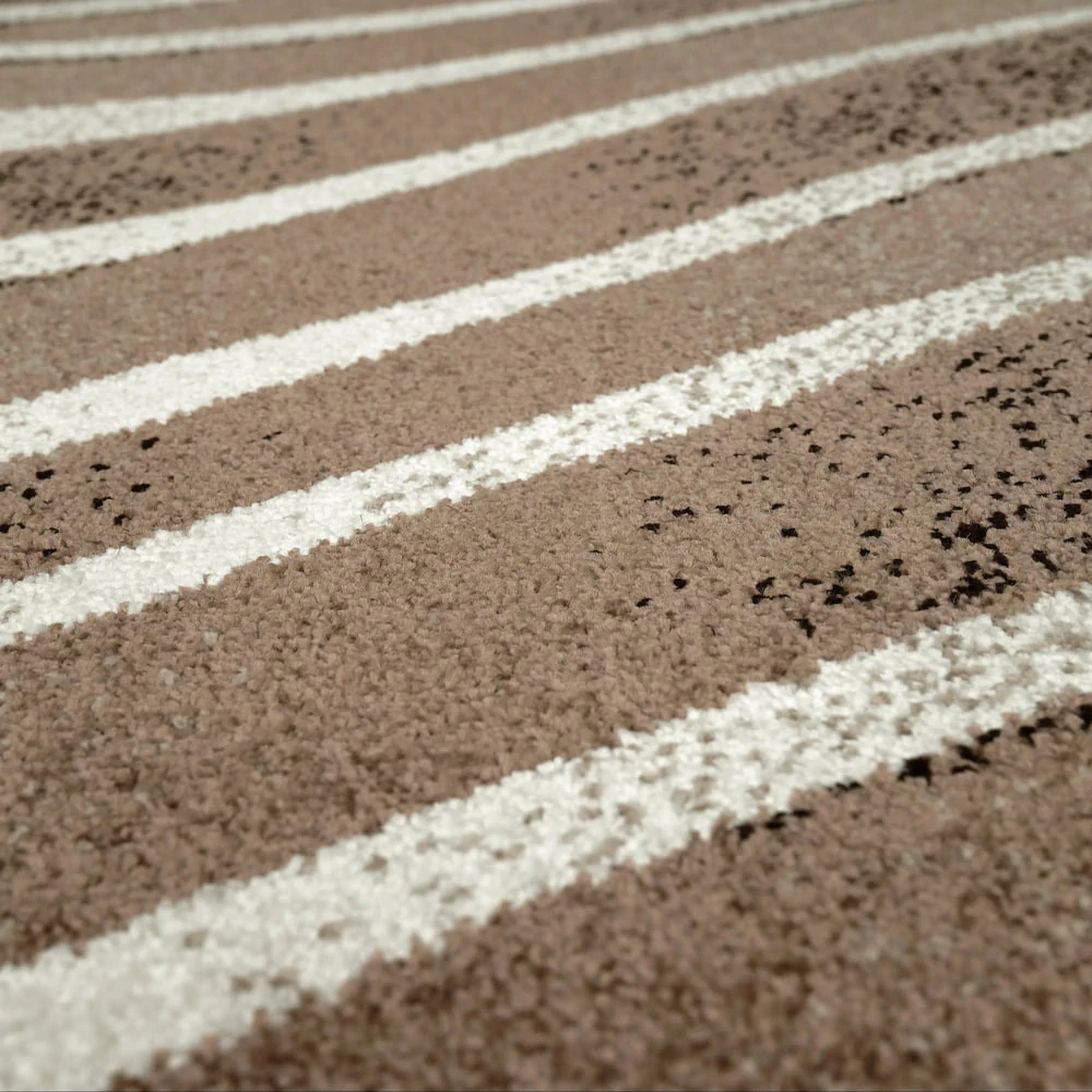 Kusový koberec Rave 24047 320 80x150cm hnědý