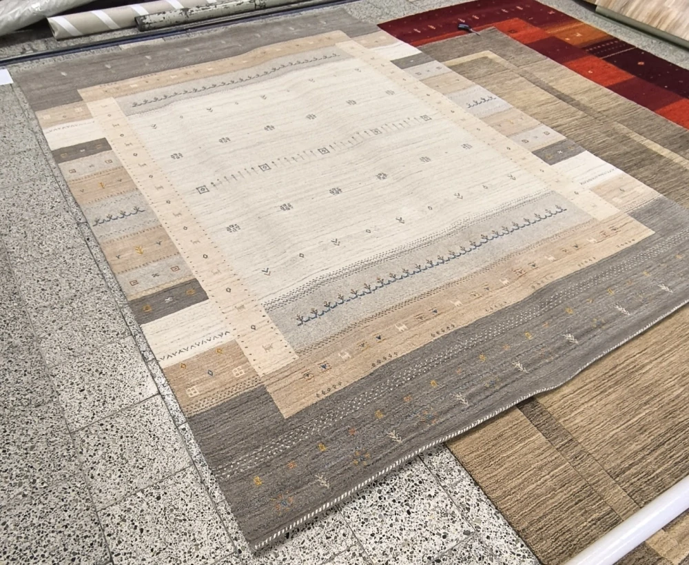 Ručně tkaný vlněný koberec Traditionell Harvey 240x340cm – severský vzor 100% střižní vlna