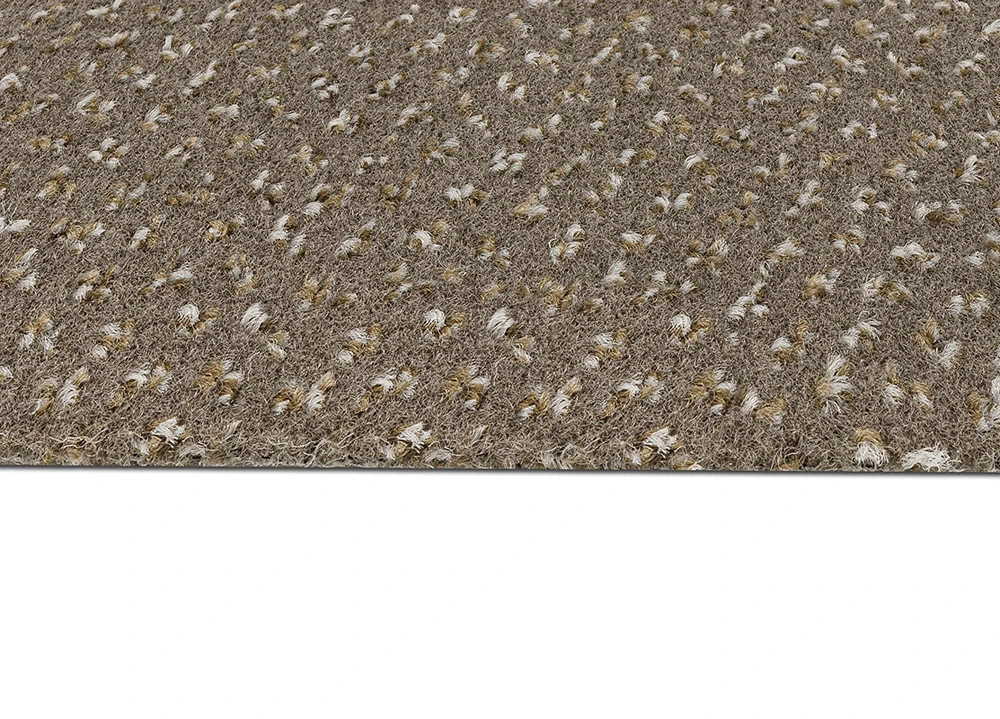 Betap Saturnus 67 hnědý