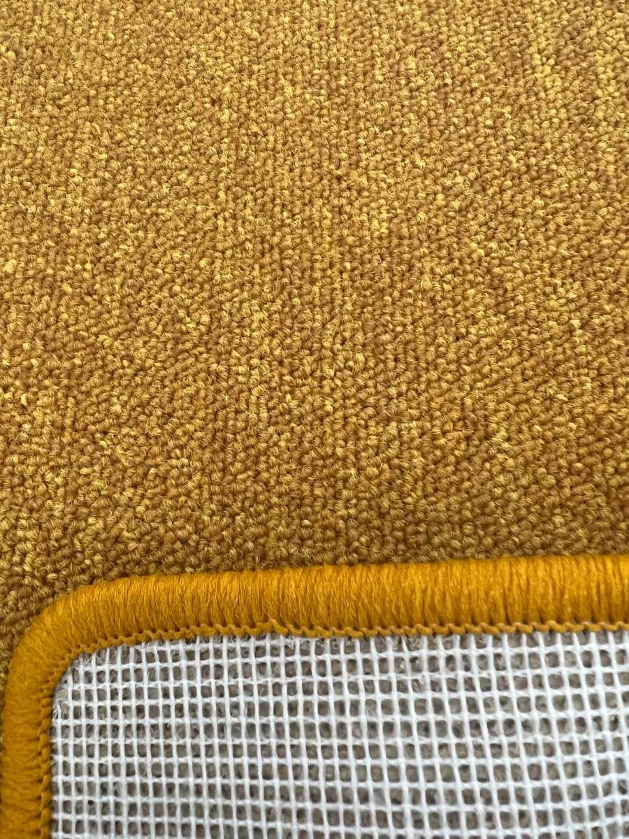 Koberec COBALT SDN 64049 šíře 4m hořčicový