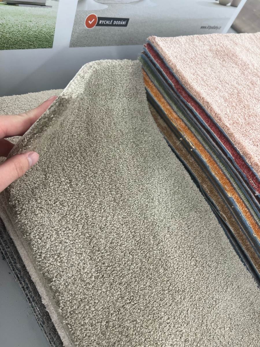 Condor luxusní koberec Naomi 9840 šíře 4m hnědá 