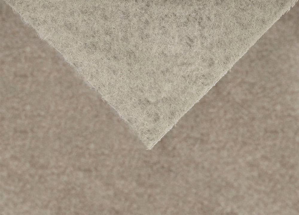 Associated Weavers metrážový koberec Fuego 32 š.5m tmavě béžový