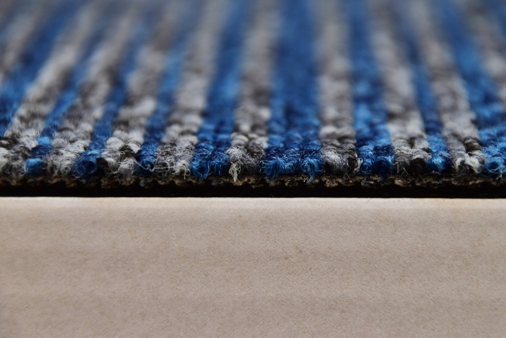 Kobercové čtverce Tapibel Coral lines 60360 šedo-modrý