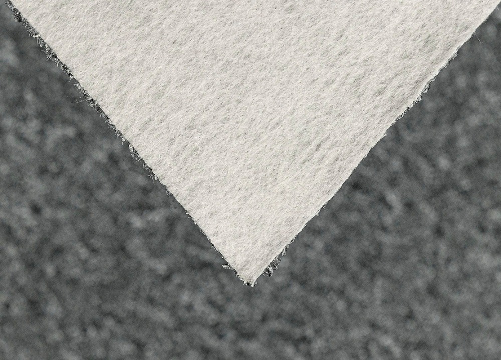 Metrážový koberec BINGO 6829 šíře 5m šedá